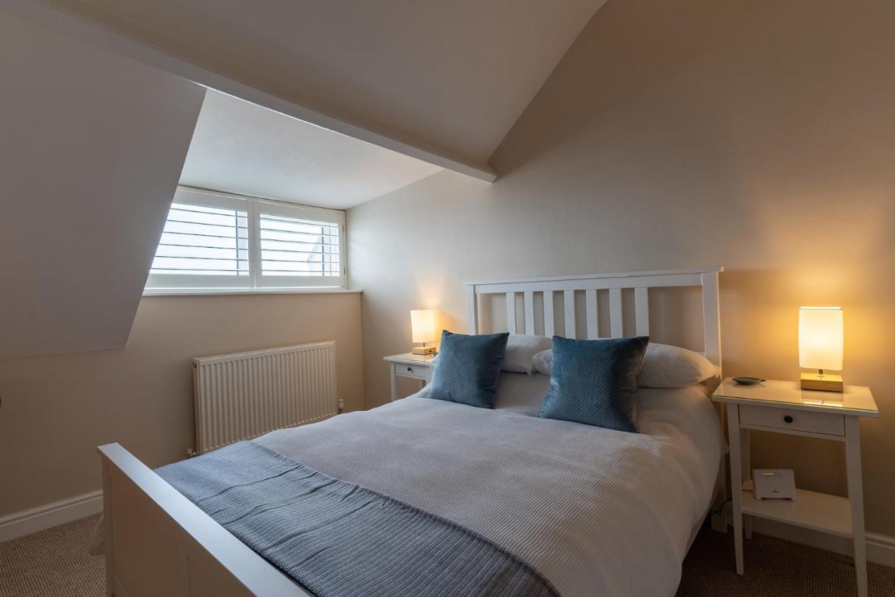 Stowaways Loft Apartment Whitby Exterior foto